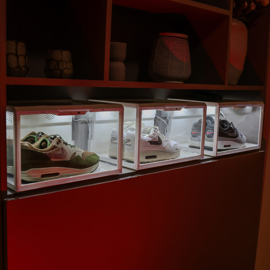 Sneakerbox LED wit