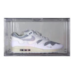 Sneakerbox transparent