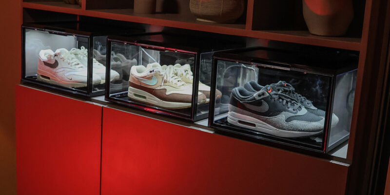 Sneakerbox LED zwart